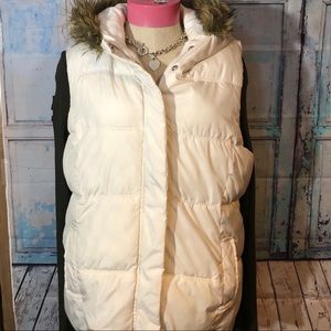 White puffer vest